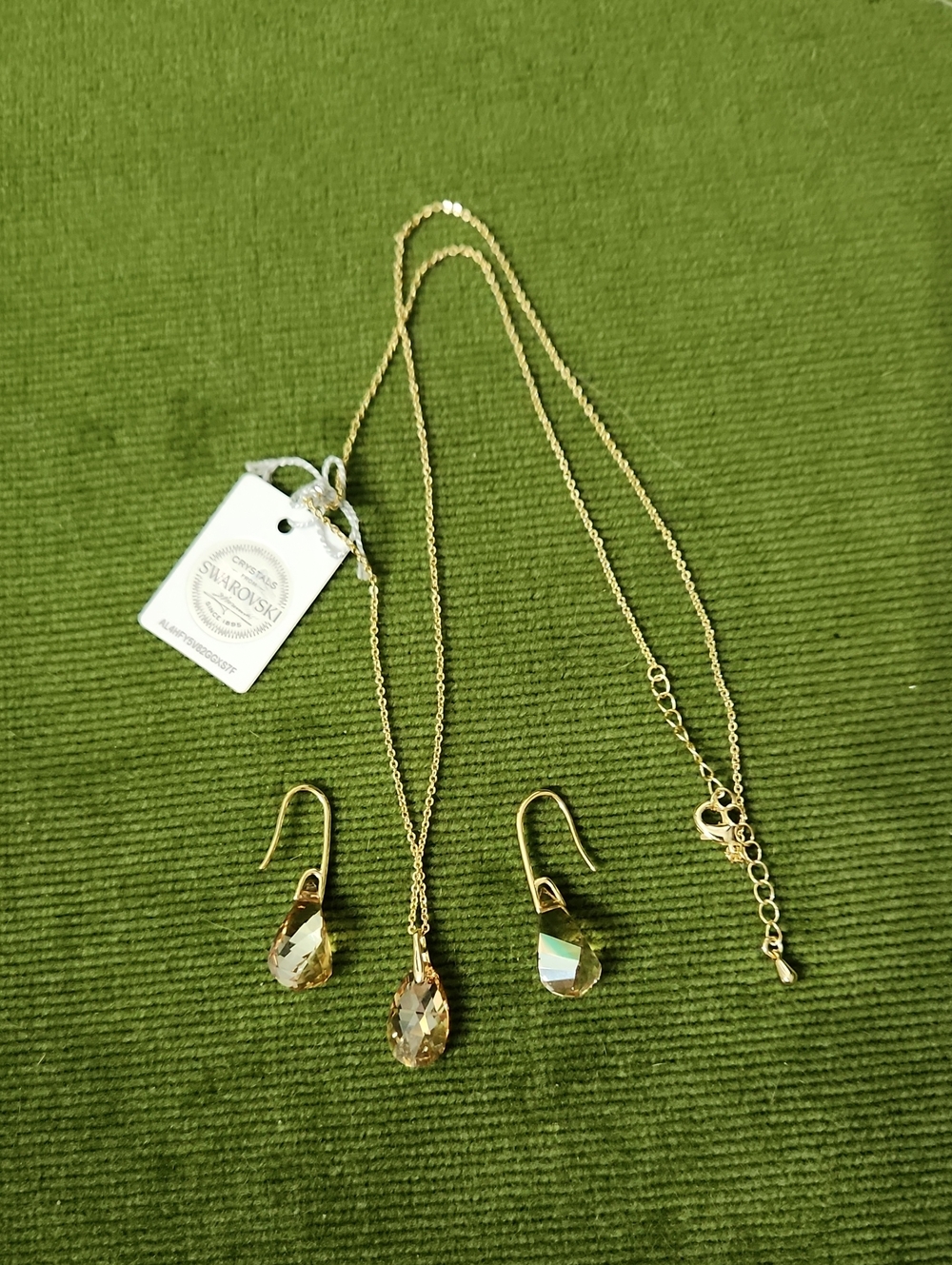 Swarovski Gold-tone Necklace and Teardrop Crystal Earrings - Champagne